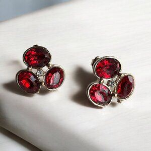 Vintage Avon GV9 Gold Tone Pierced Earrings Ruby Red Glass Stones